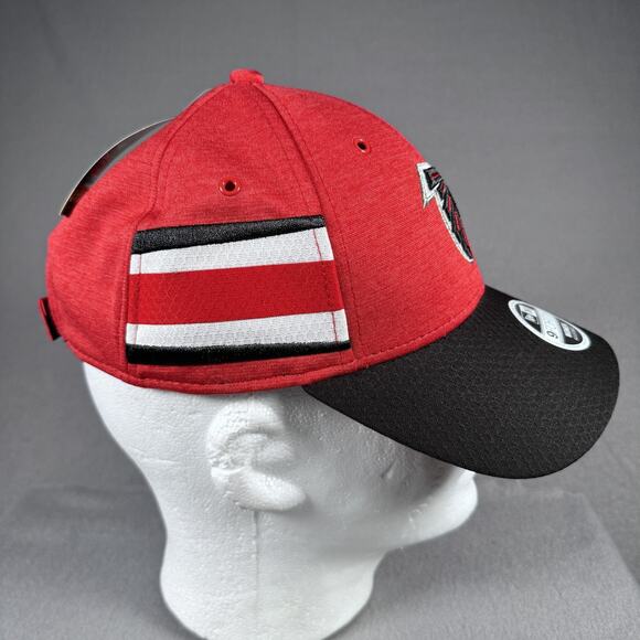 New Era 9FORTY Atlanta Falcons Women Adjustable NFL On Field Sideline Hat Red - Picture 1 of 13